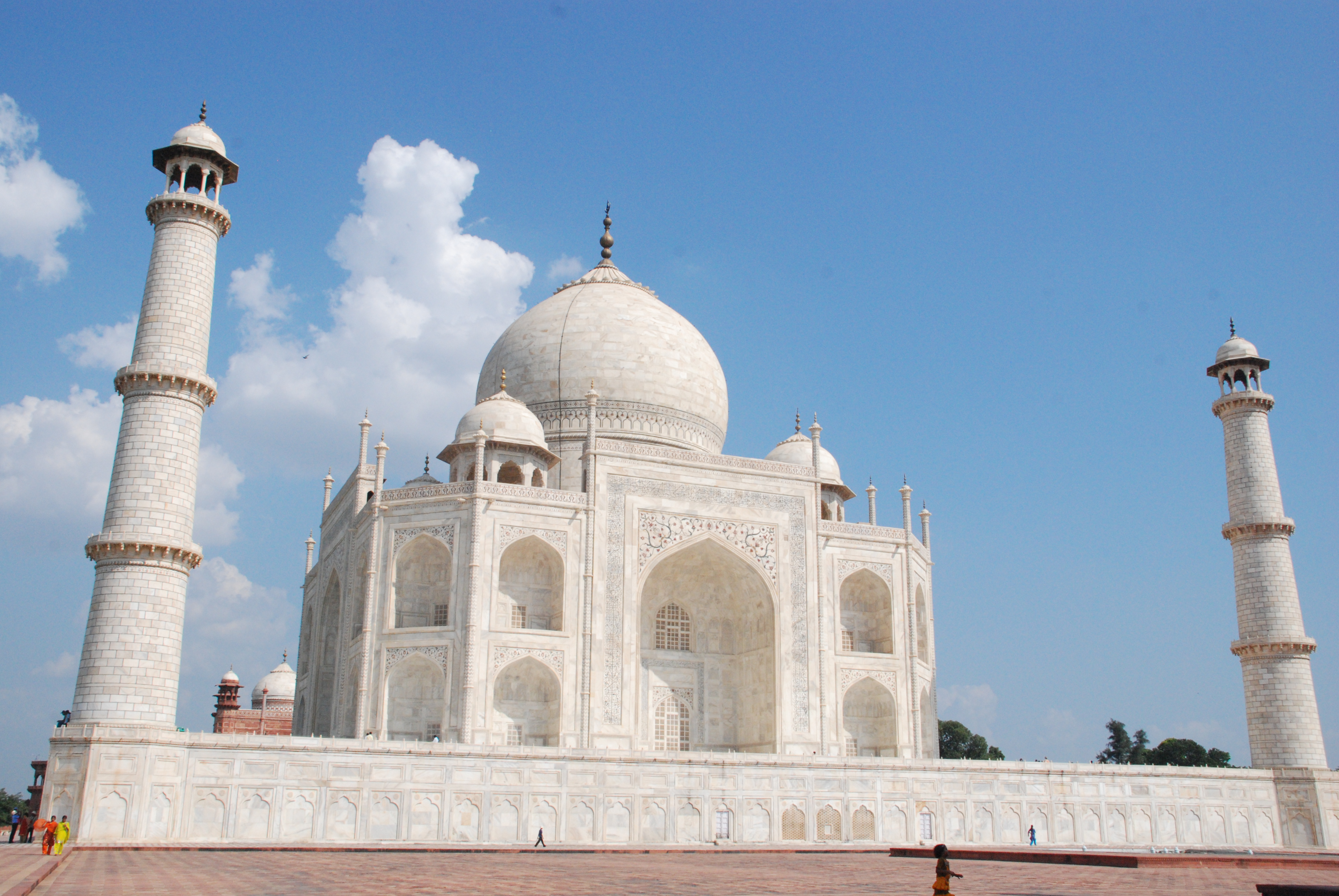  KNOW A DIFFERENT TAJ MAHAL