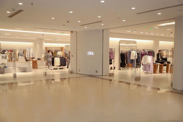  Zara now at Select CITYWALK