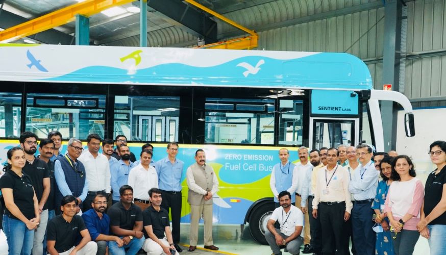 hydrogen fuel cell bus