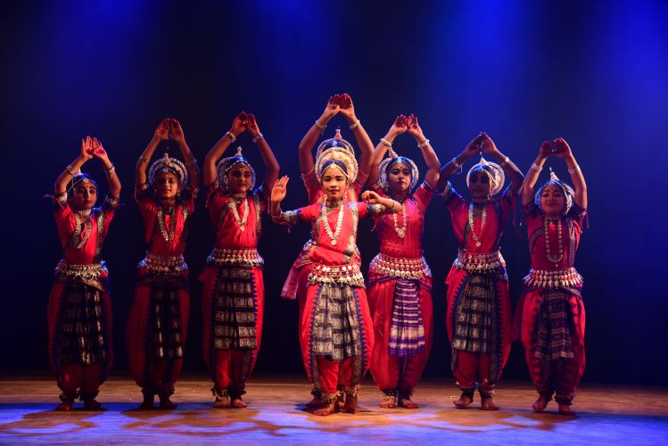  Bala Devi brings alive temple dancer Padmavathi at Utkala Rangamancha