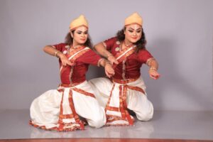 Sattriya dancers