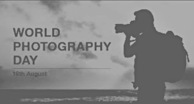  World Photography Day: Must haves for your outdoor shoots