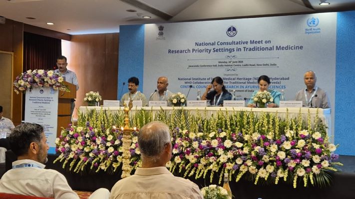  CCRAS hosts national consultative meet on traditional medicine research priorities