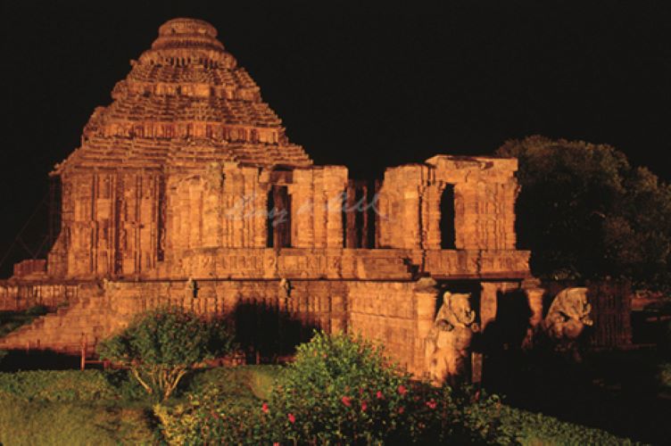  KONARK: THE SUN GOD’S CHARIOT