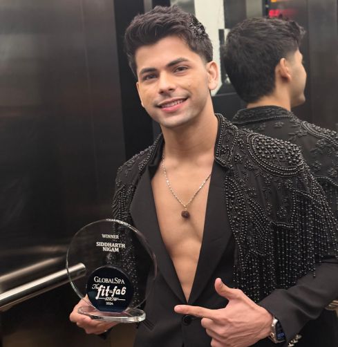  Siddharth Nigam honoured with Global Spa Fit & Fab Award 2024