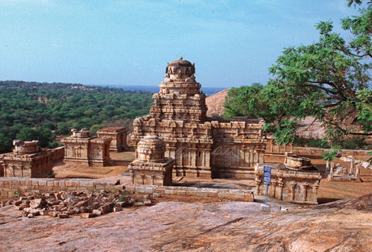  Chola Temples: Grandeur of the Lord