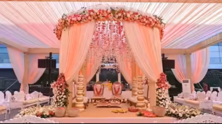  Astrology and wedding decor: Creating a venue that reflects cosmic energy